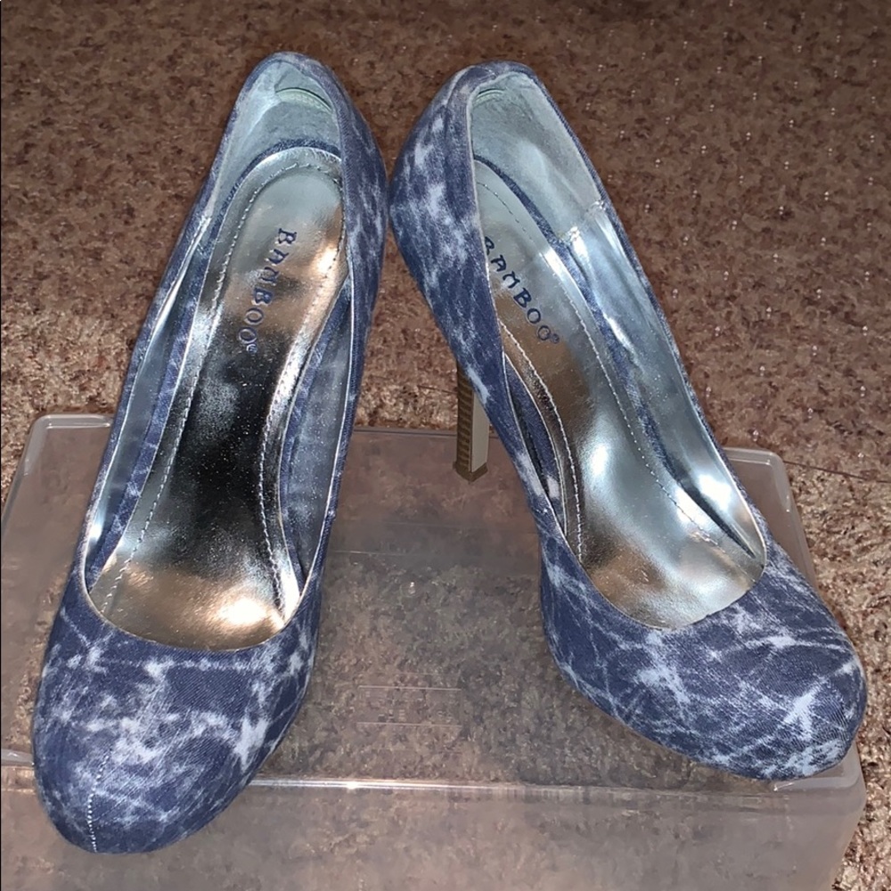 BAMBOO DENIM PUMPS